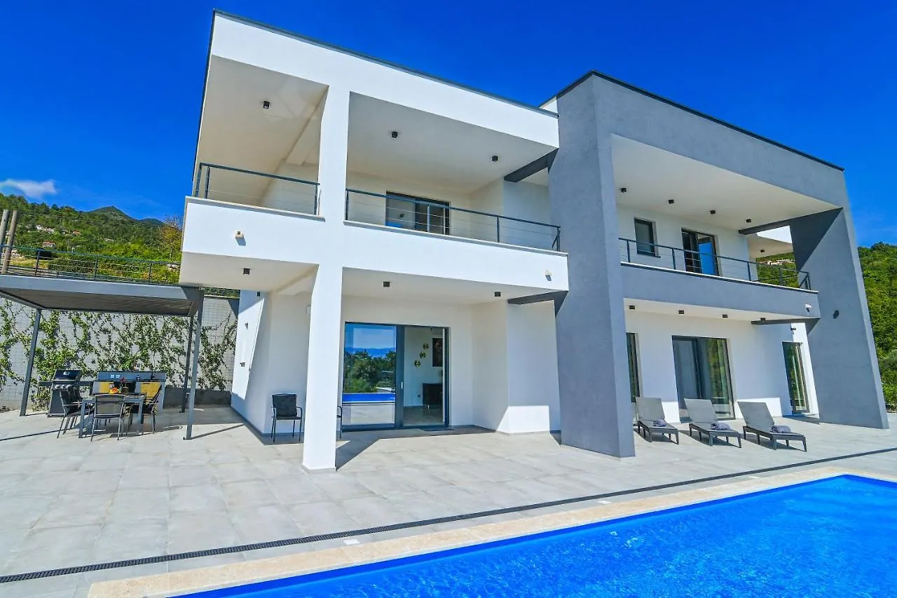 Villa Ziganto Opatija 0*,